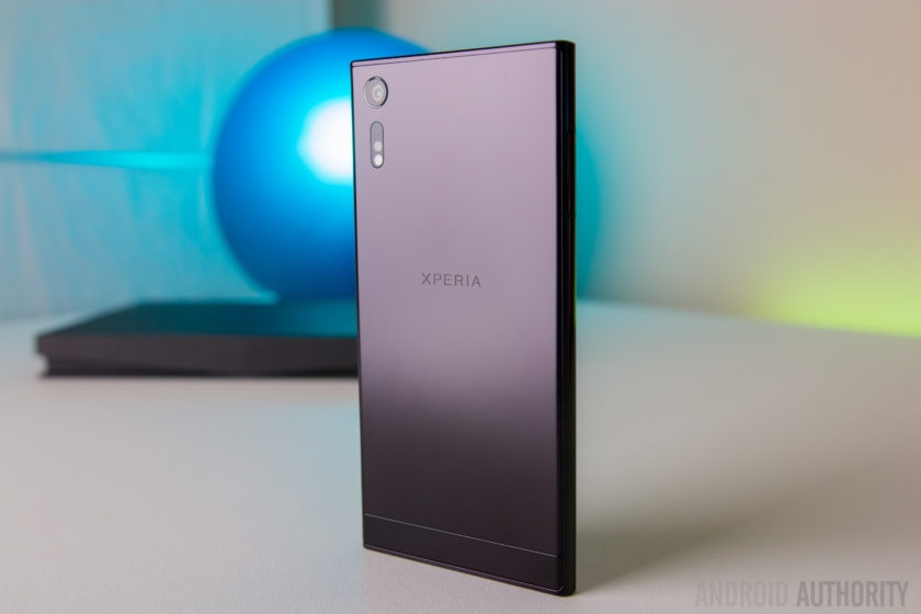 Xperia XZ Premium sử dụng vi xử lý Snapdragon 835 Xperia XZ Premium sử dụng vi xử lý Snapdragon 835