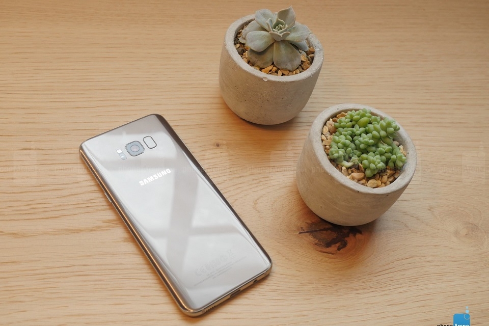 Thiết kế Galaxy S8