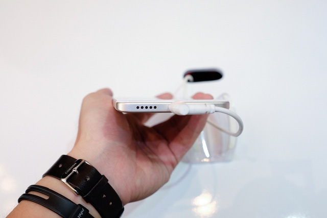 Trên tay Redmi Note 4 chính hãng