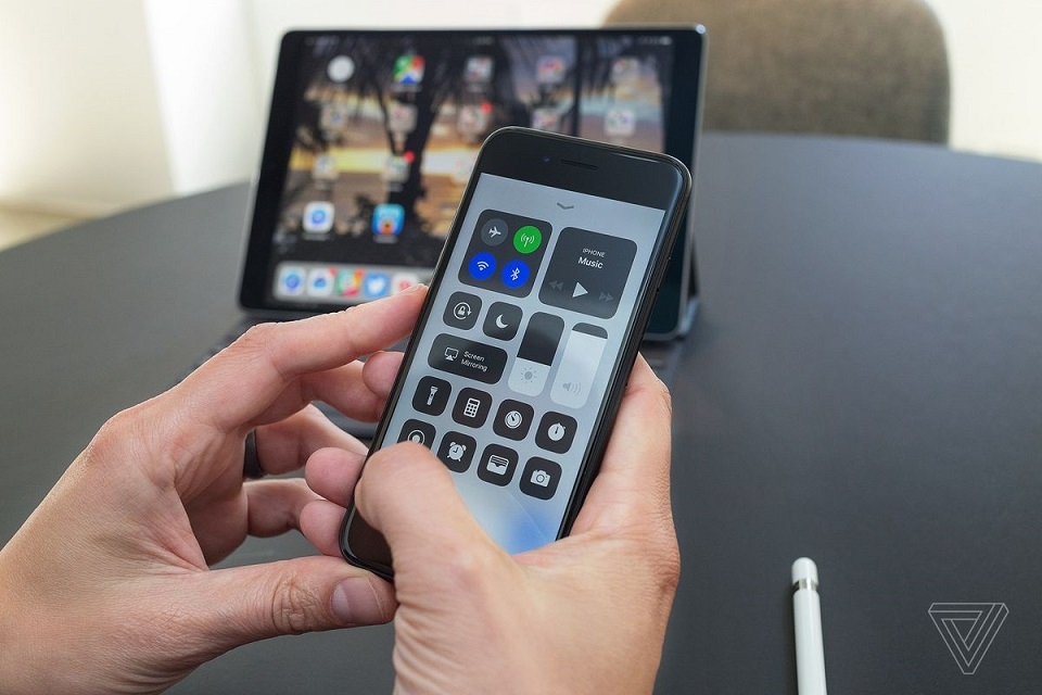 iOS 11 sẽ ngăn iPhone kết nối với mang WiFi yếu