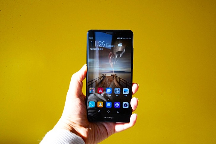 Huawei ra mắt Mate 9 phiên bản mới