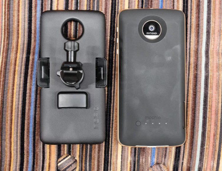 Moto ra mắt 2 mẫu phụ kiện Moto Mod mới Moto ra mắt 2 mẫu phụ kiện Moto Mod mới
