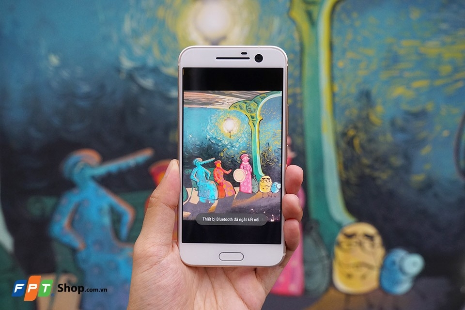 4 điện thoại cao cấp sở hữu loa kép tốt nhất hiện nay HTC 10