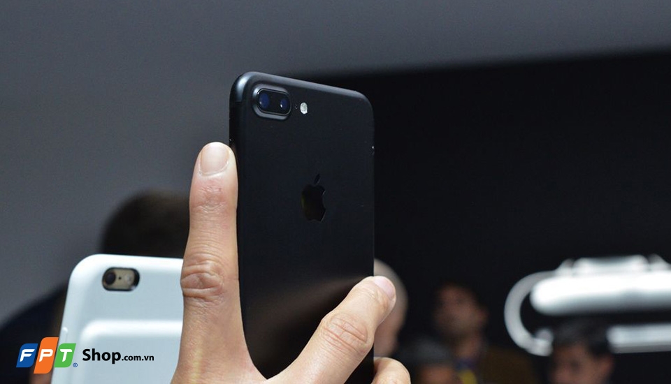 iPhone 7 Plus iPhone 7 Plus