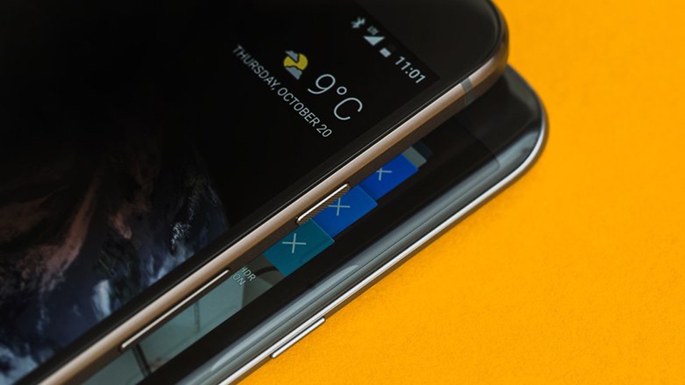 Samsung Galaxy S7 edge và Google Pixel XL