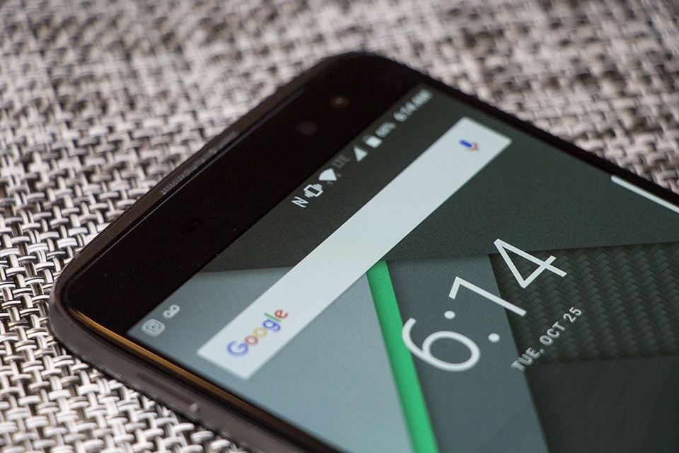 Chất liệu chính là thay đổi lớn trên BlackBerry DTEK60