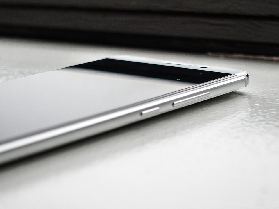 Trên tay Huawei Mate 9 Trên tay Huawei Mate 9