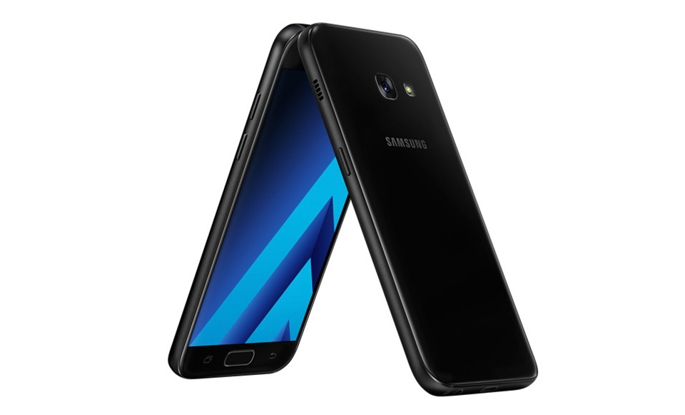 Bộ 3 sản phẩm dòng Galaxy A 2017 đều có thiết kế mới và nhiều tính năng cao cấp