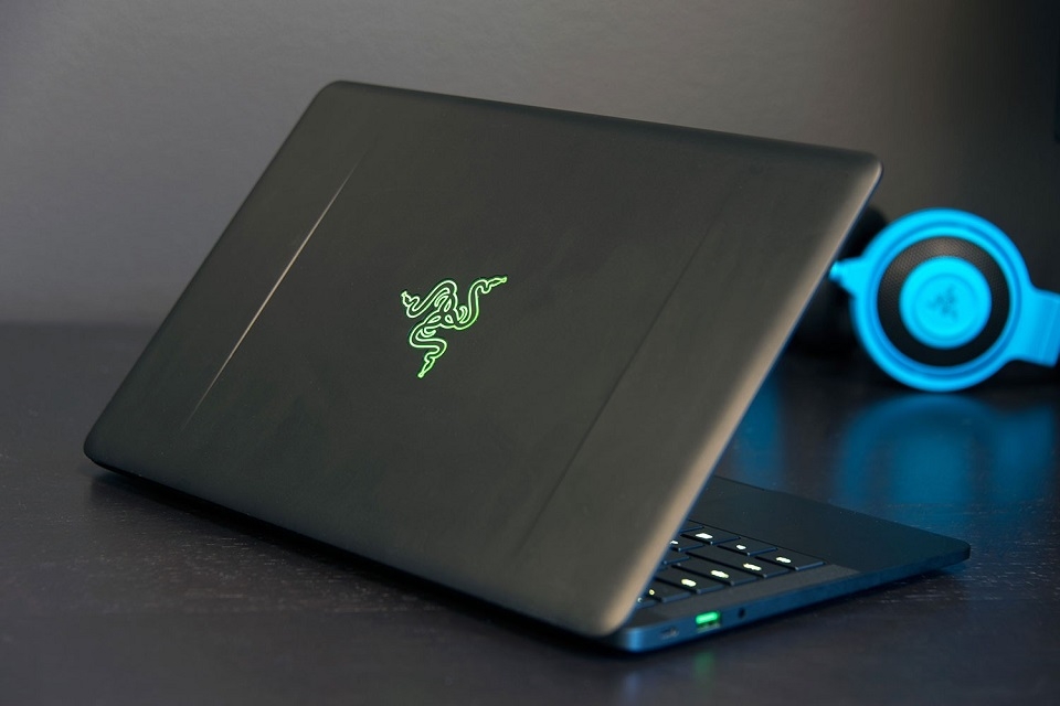 10 laptop chơi game “đỉnh của đỉnh” trong năm 2016 10 laptop chơi game “đỉnh của đỉnh” trong năm 2016