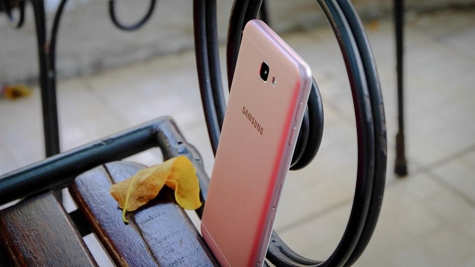 4 smartphone giá rẻ mới lên kệ gây sốt tại FPT Shop