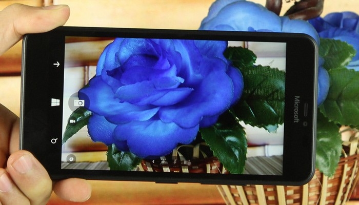 4 smartphone màn hình lớn giá rẻ đang bán tại Việt Nam