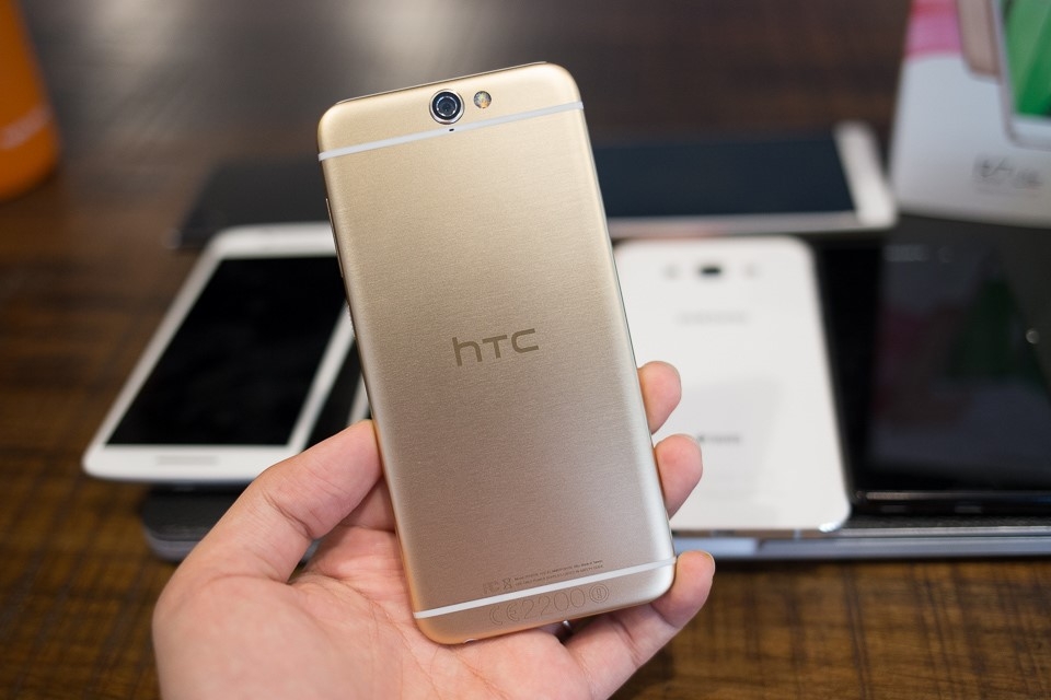 4 smartphone tầm trung đáng mua nhất trong tháng 10 3