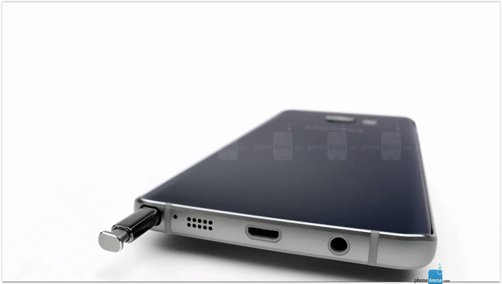 6 lý do tại sao Galaxy Note 5 tốt hơn iPhone 6s Plus 4