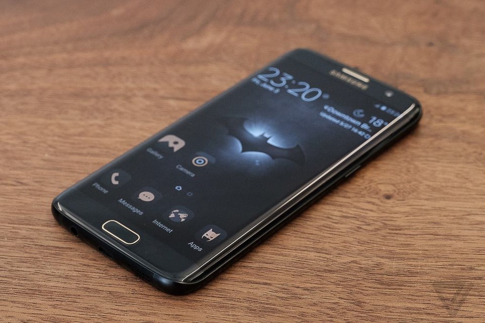 7 mẫu smartphone sang chảnh và hiếm có nhất hành tinh