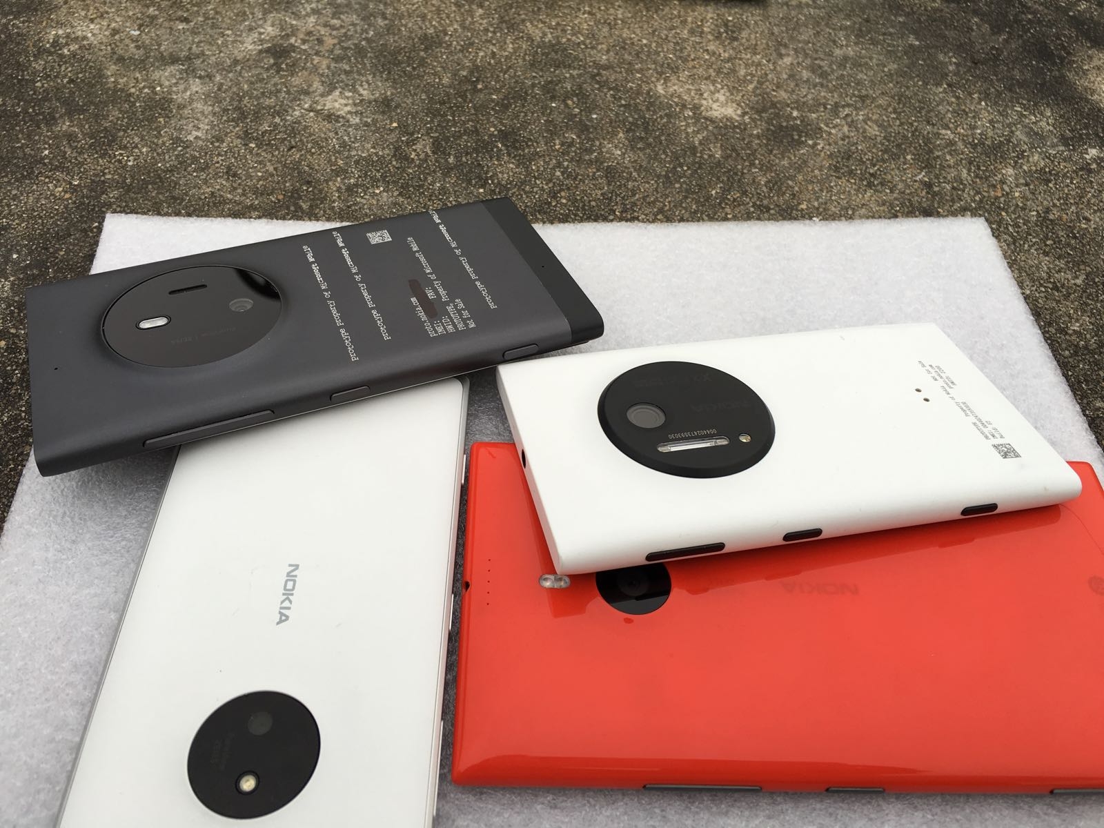 Ảnh thực tế của chiếc Nokia McLaren bị hủy bỏ 8