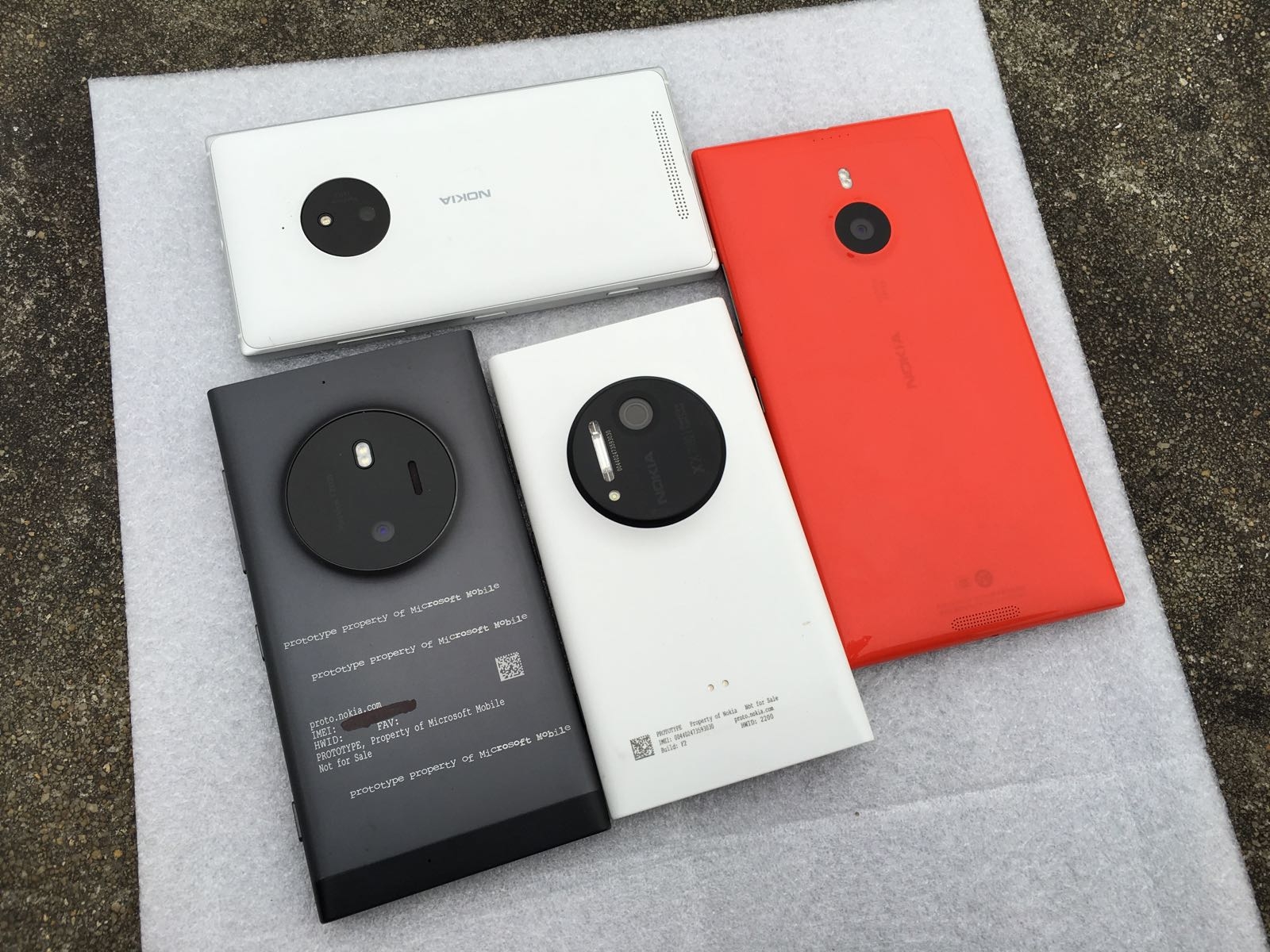 Ảnh thực tế của chiếc Nokia McLaren bị hủy bỏ 5