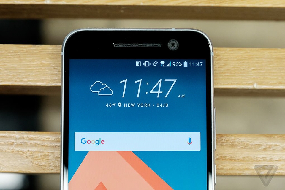 Camera HTC 10 có vượt trội hơn camera Galaxy S7