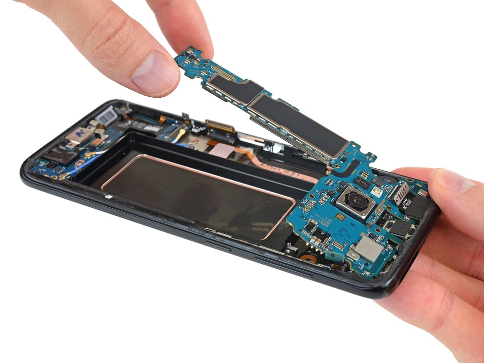 Cận cảnh màn mổ xẻ Galaxy S8/S8 Plus của iFixit 6
