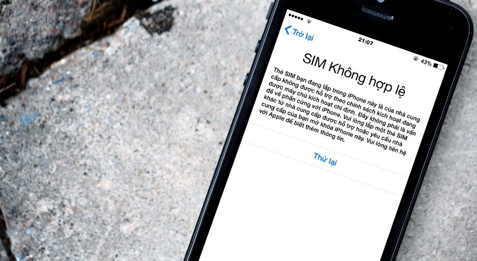 iPhone hàng quốc tế gặp lỗi khóa SIM hàng loạt