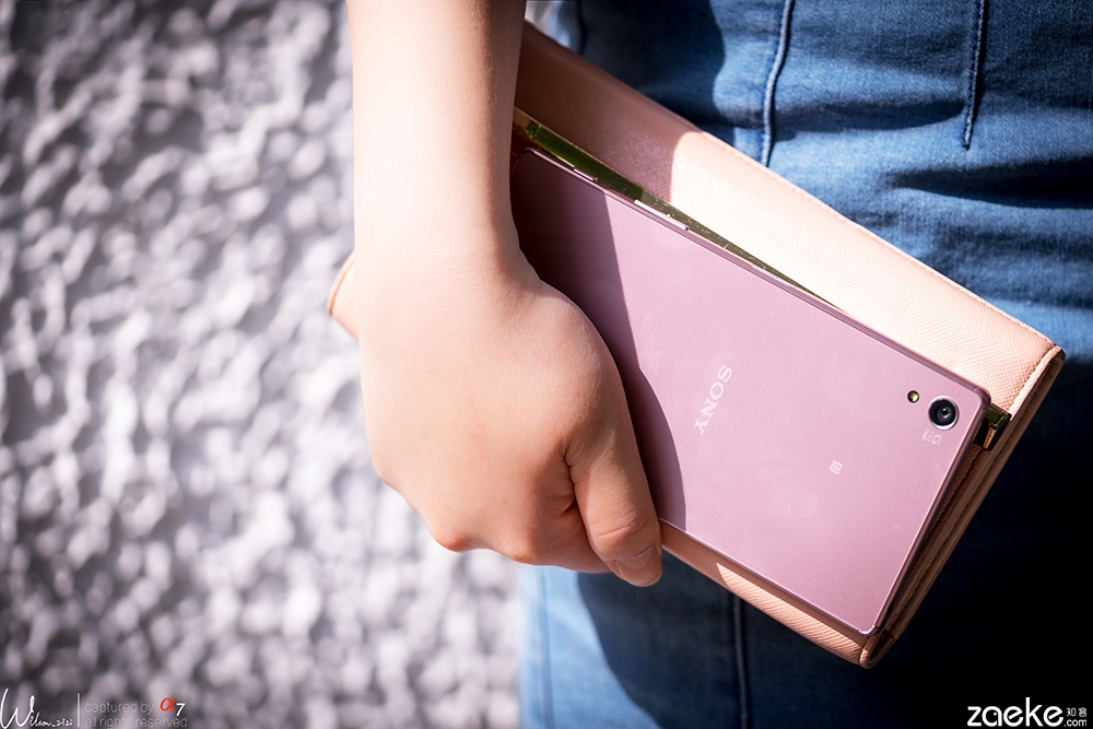 Chiêm ngưỡng bộ ảnh Xperia Z5 Premium phấn anh đào đầy mê hoặc