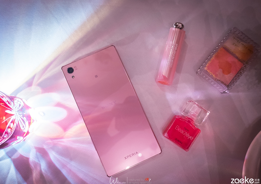 Chiêm ngưỡng bộ ảnh Xperia Z5 Premium phấn anh đào đầy mê hoặc