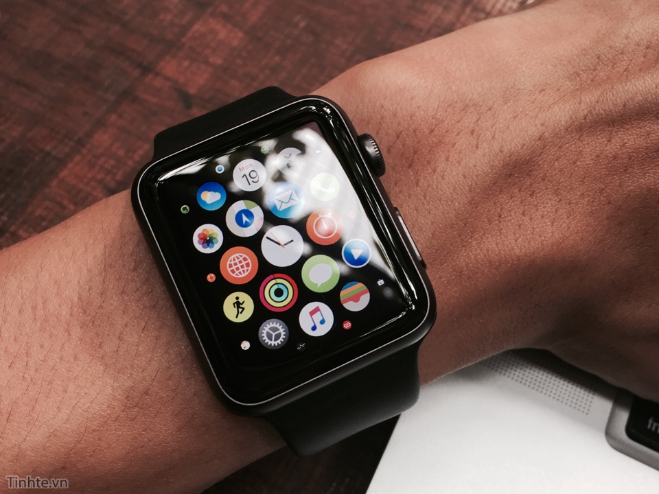Đánh giá nhanh Apple Watch 4