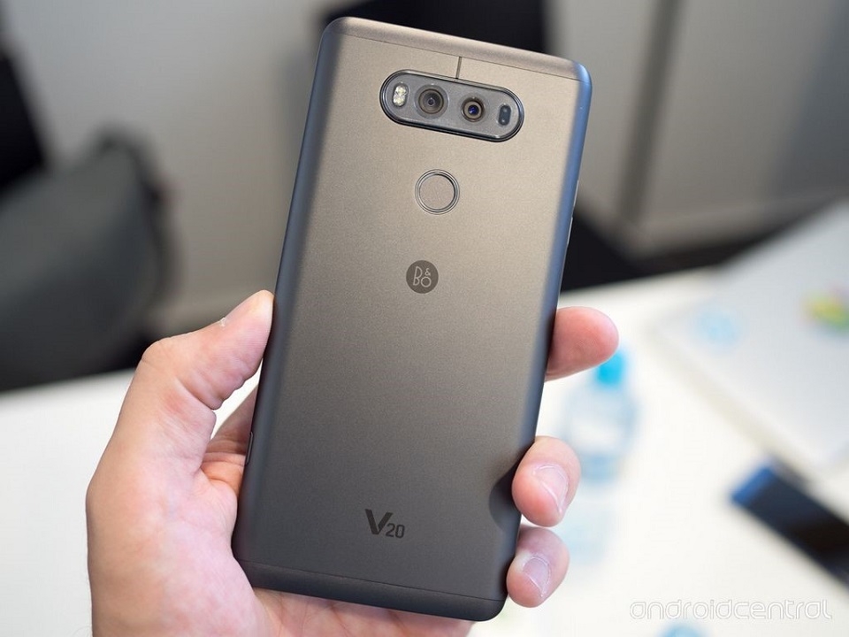 Đánh giá nhanh LG V20: thiết kế linh hoạt, màn hình đẹp, hiệu năng tốt