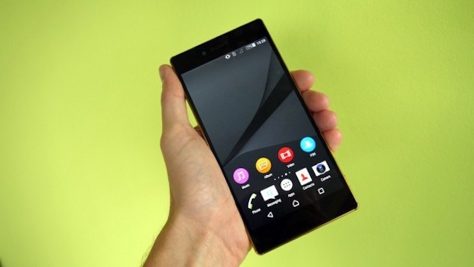 Đi tìm lời giải về màn hình 4K trên Sony Xperia Z5 Premium