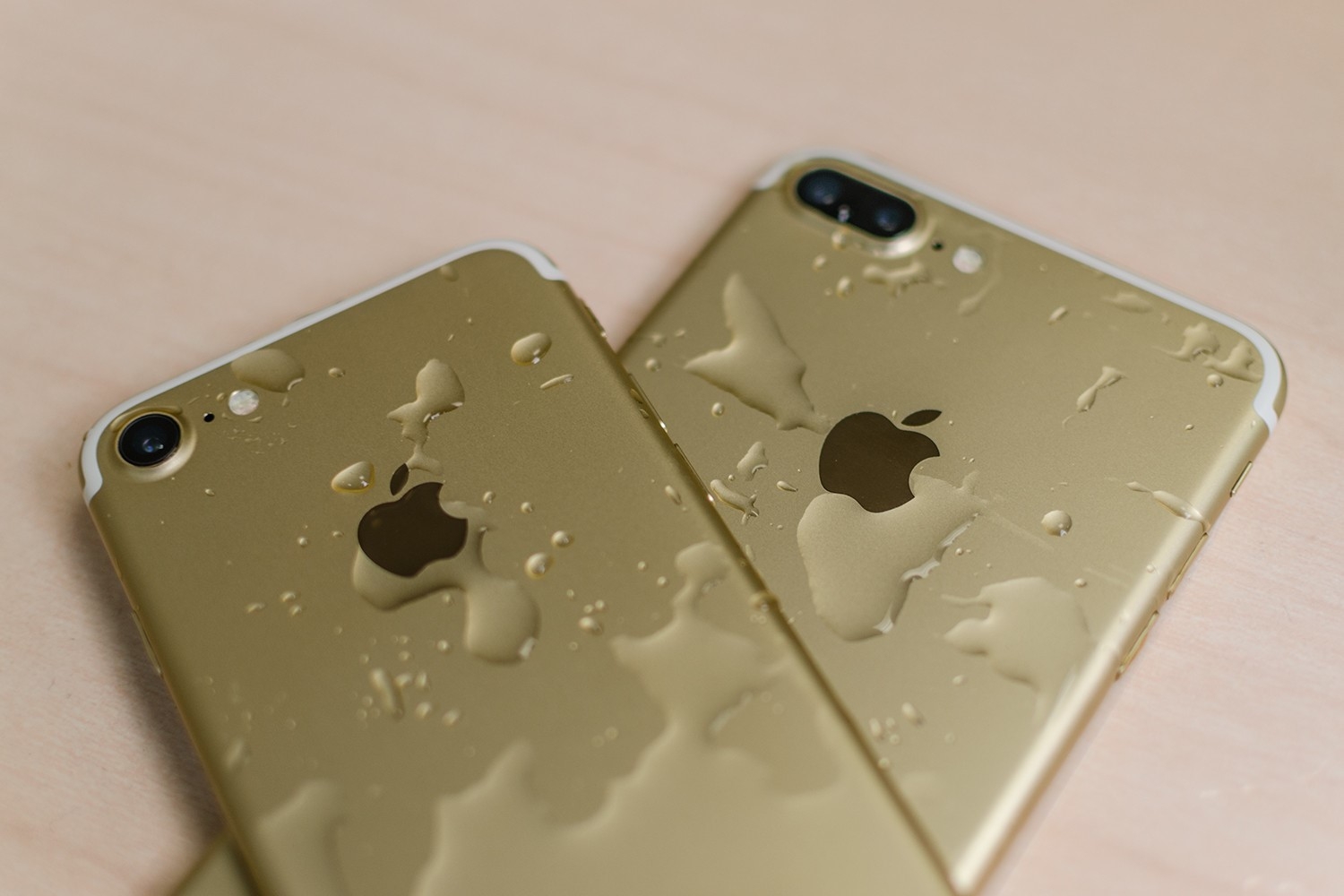 Điểm danh 4 smartphone siêu hot sẽ lên kệ vào tháng 11