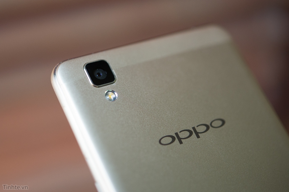 Điện thoại Oppo F1f: Làm gió mới cho phân khúc tầm trung 16