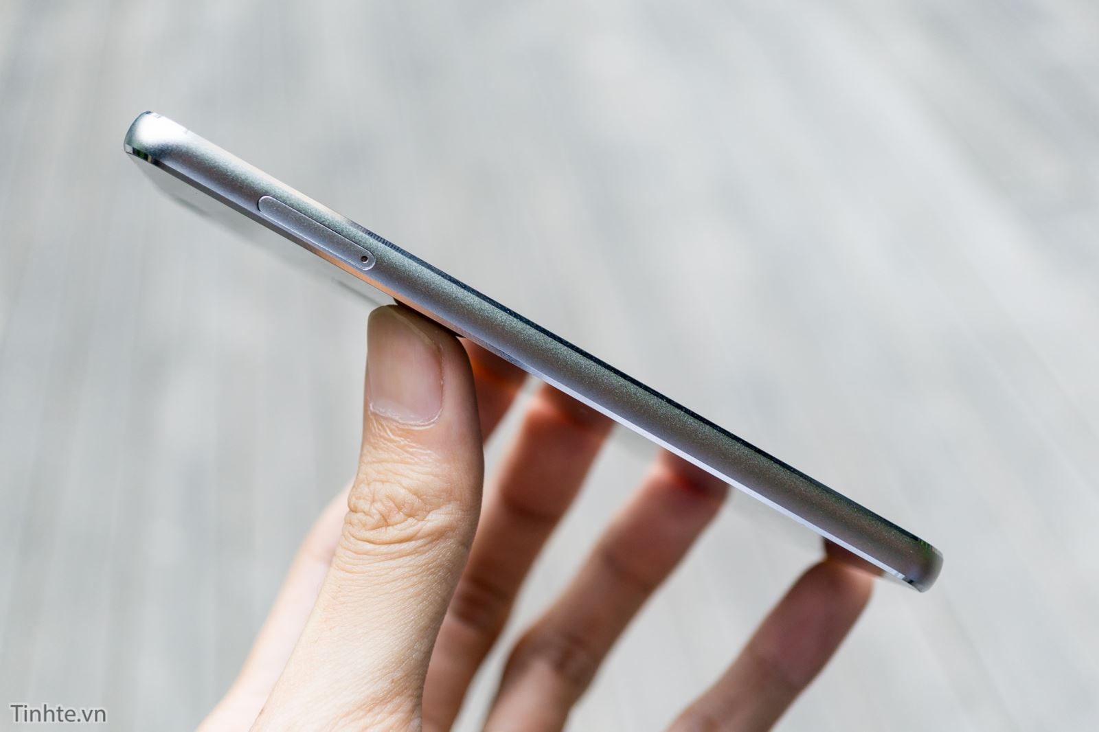 Elephone ra mắt cặp đôi song sát ở Việt Nam, dưới 2 triệu cũng có cảm biến vân tay