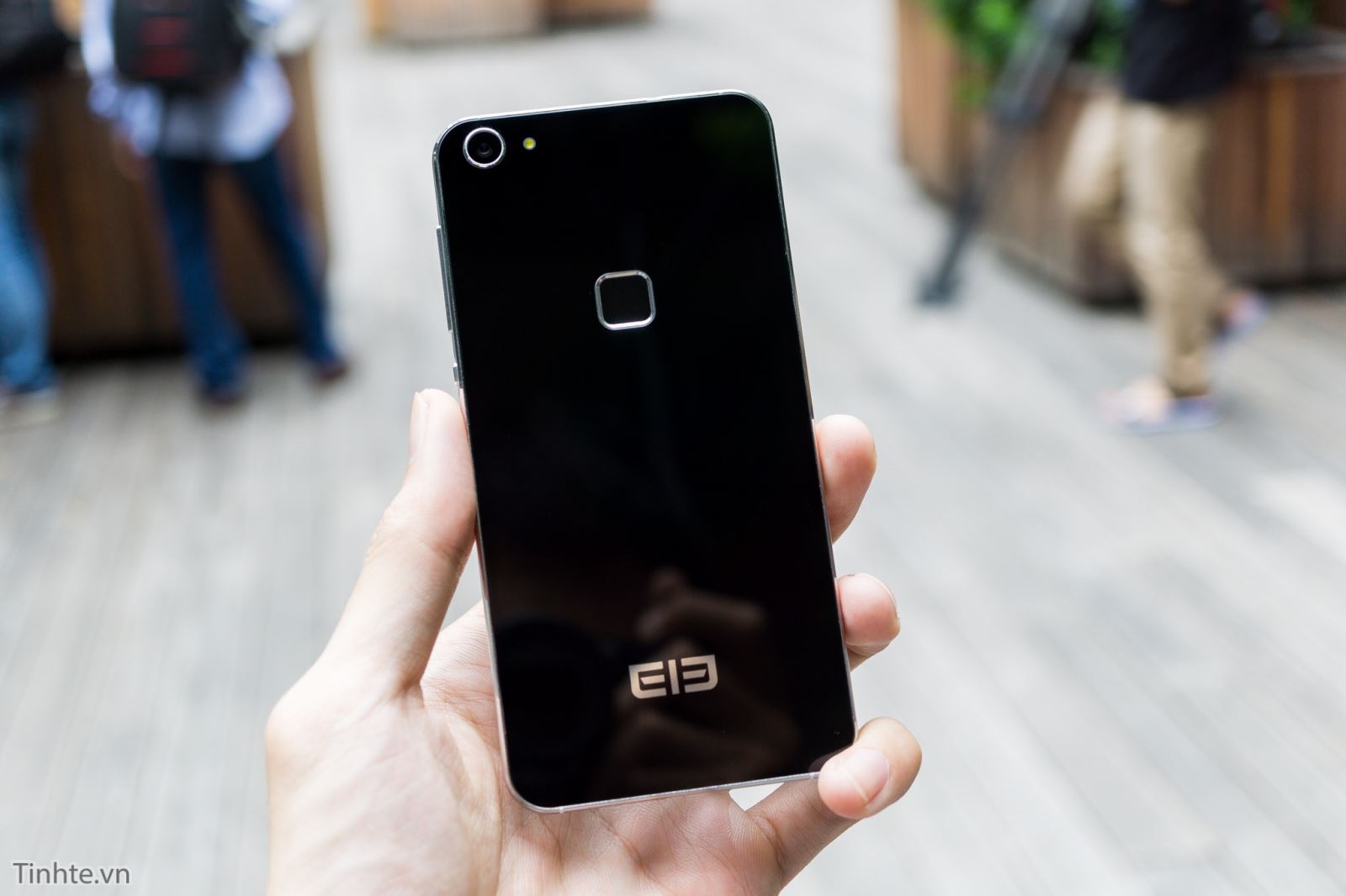 Elephone ra mắt cặp đôi song sát ở Việt Nam, dưới 2 triệu cũng có cảm biến vân tay