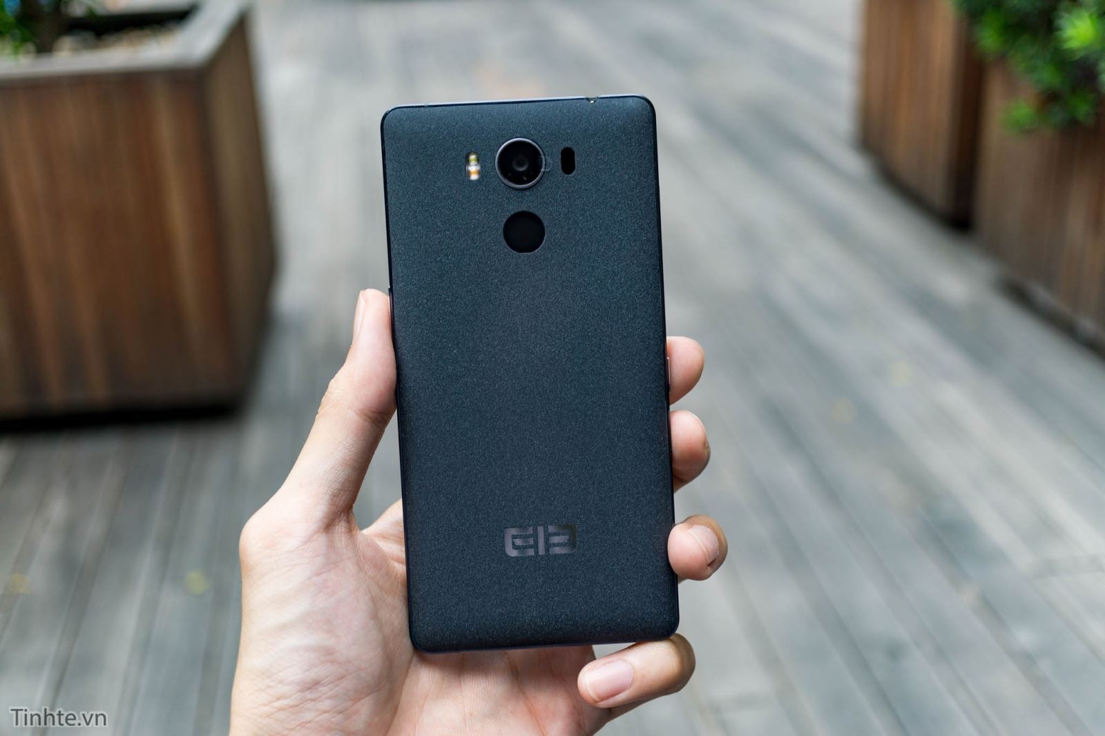 Elephone ra mắt cặp đôi song sát ở Việt Nam, dưới 2 triệu cũng có cảm biến vân tay