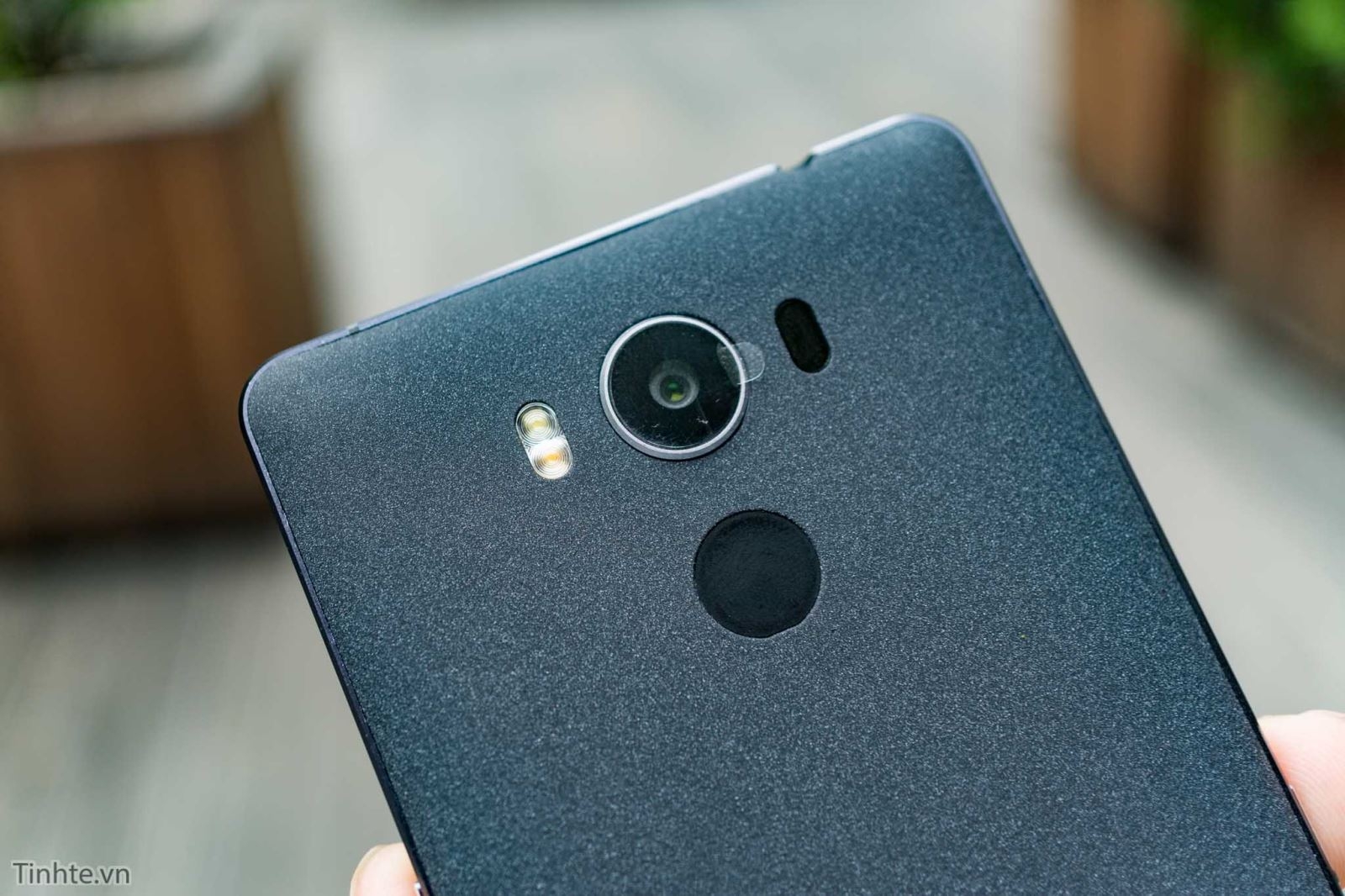 Elephone ra mắt cặp đôi song sát ở Việt Nam, dưới 2 triệu cũng có cảm biến vân tay