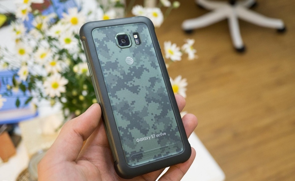 Galaxy S8 sẽ có thêm phiên bản “nồi đồng cối đá” trong thời gian tới 1