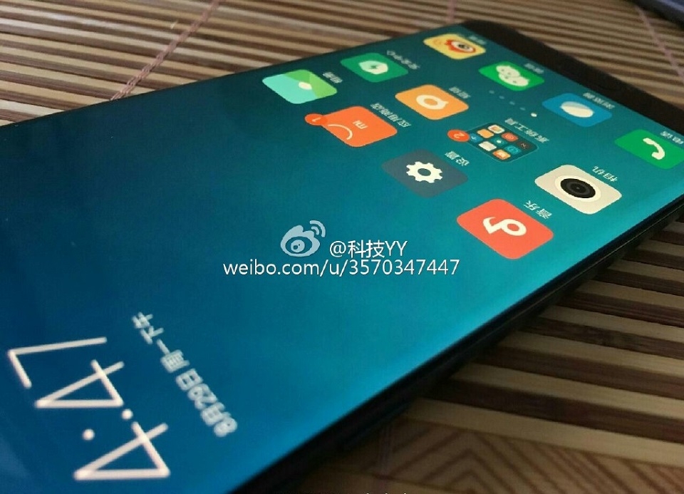 Hé lộ loạt ảnh thật rõ nét của Xiaomi Mi Note 2