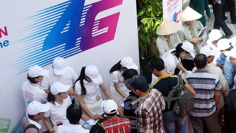 Hơn 100 triệu thuê bao Viettel, Vinaphone và Mobifone sắp được sử dụng 4G 1 Hơn 100 triệu thuê bao Viettel, Vinaphone và Mobifone sắp được sử dụng 4G 1