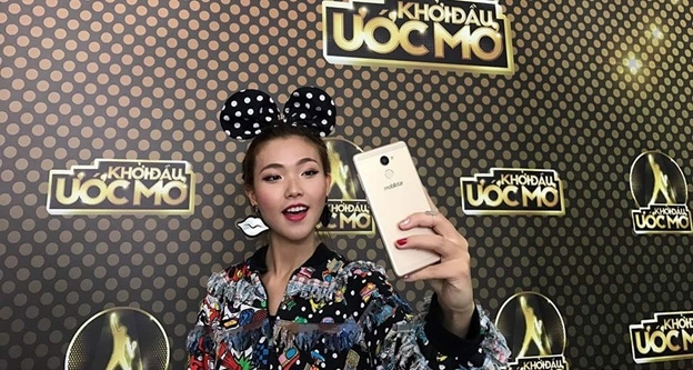 Mobiistar giới thiệu sản phẩm mới tại GITEX Dubai 2016 2