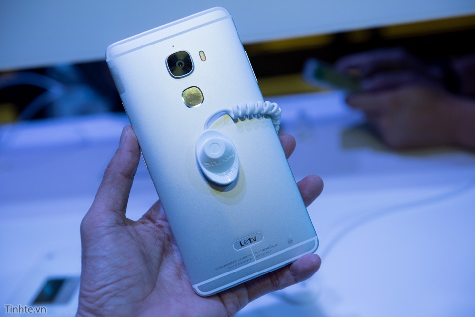 Khám phá sức mạnh ẩn chứa trong smartphone LeTV Le Max Pro 15