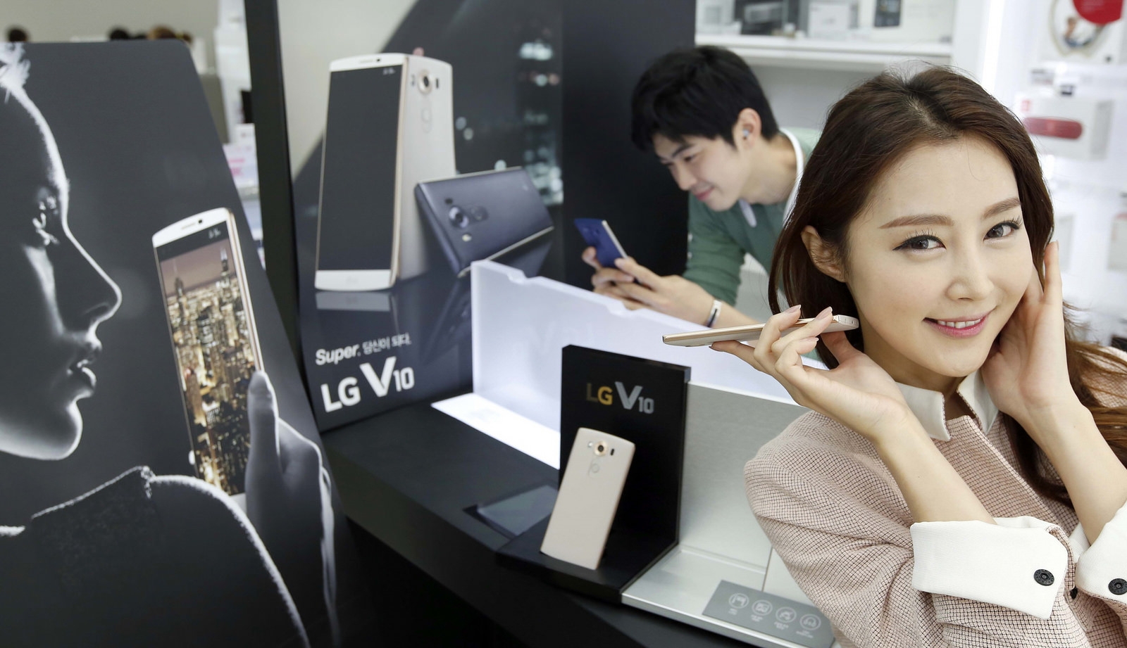 LG V10 chứng minh độ bền khủng qua video quảng cảo mới