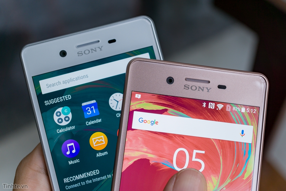 Mở hộp và trên tay Sony Xperia X Performance