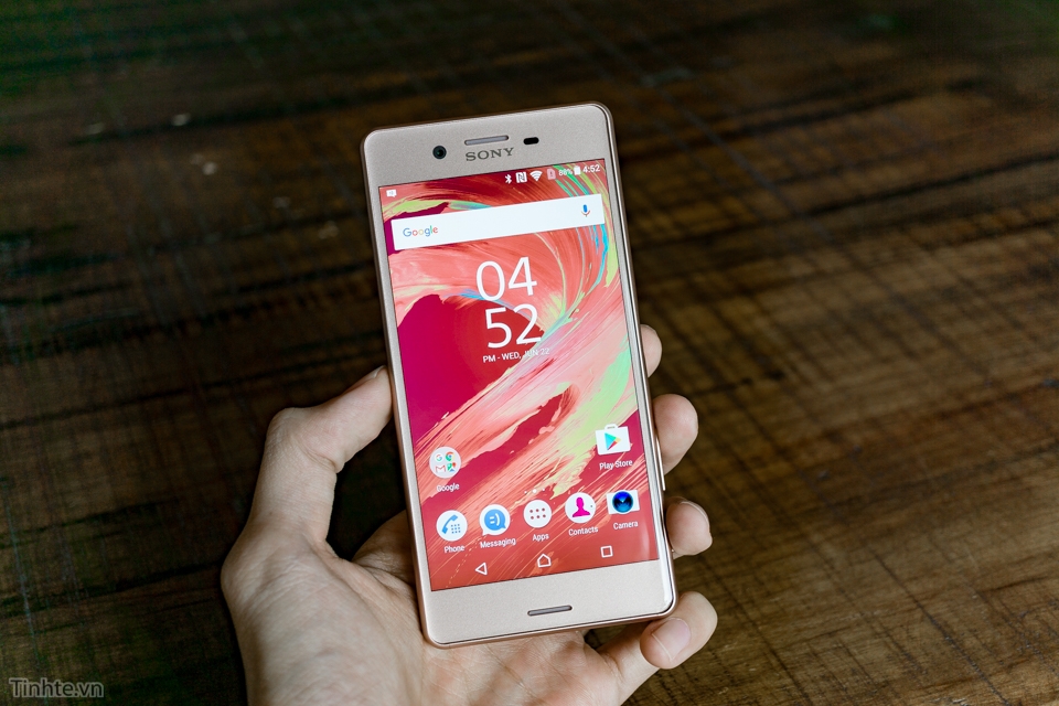 Mở hộp và trên tay Sony Xperia X Performance