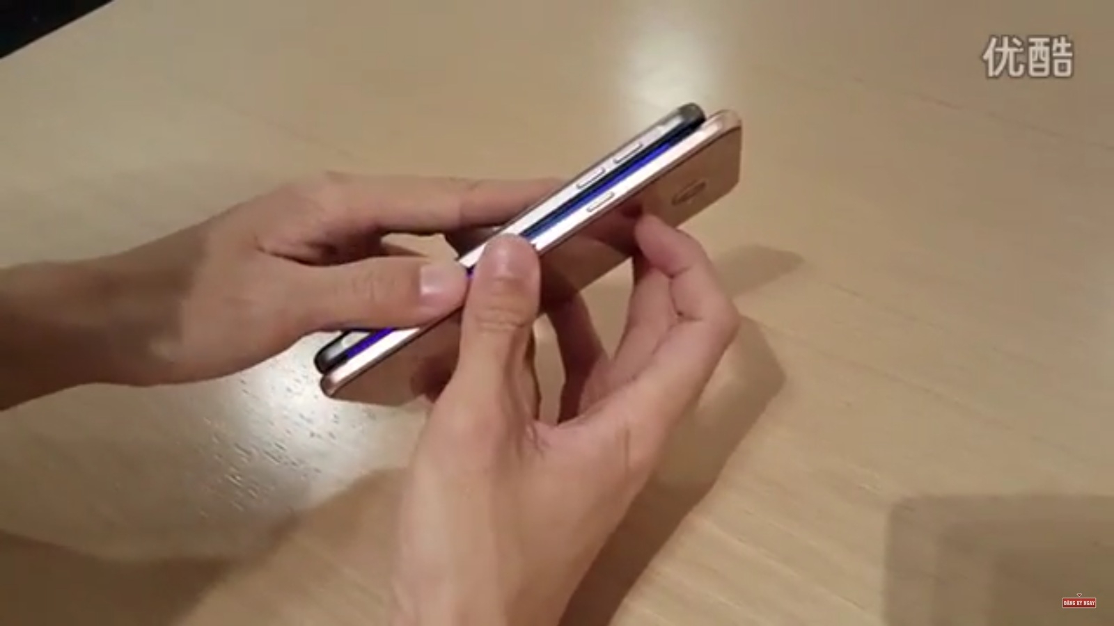 Samsung Galaxy A9 đọ dáng cùng Galaxy A7 trong video mới 1