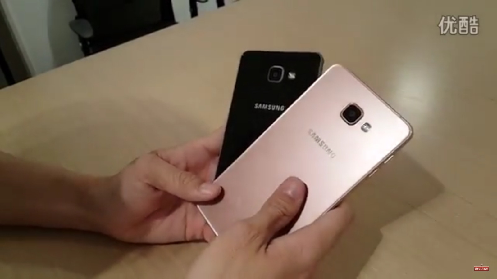 Samsung Galaxy A9 đọ dáng cùng Galaxy A7 trong video mới 5