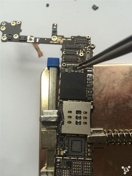 Sự thật quy trình dựng iPhone, từ cũ nát thành mới nguyên