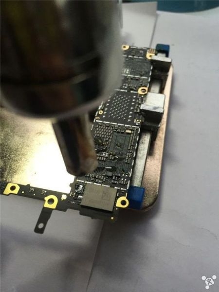 Sự thật quy trình dựng iPhone, từ cũ nát thành mới nguyên