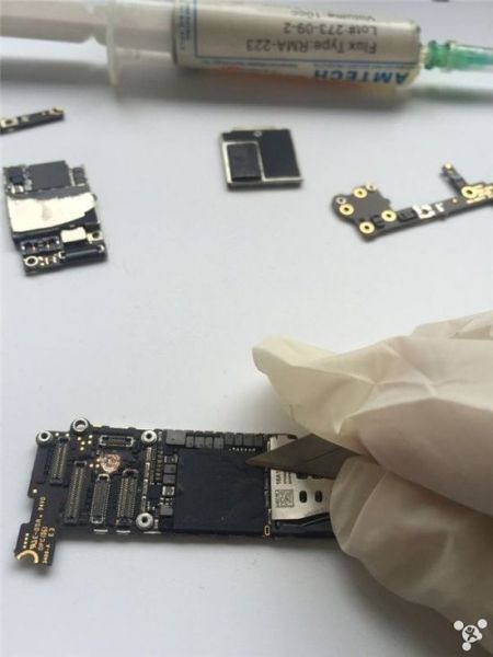 Sự thật quy trình dựng iPhone, từ cũ nát thành mới nguyên