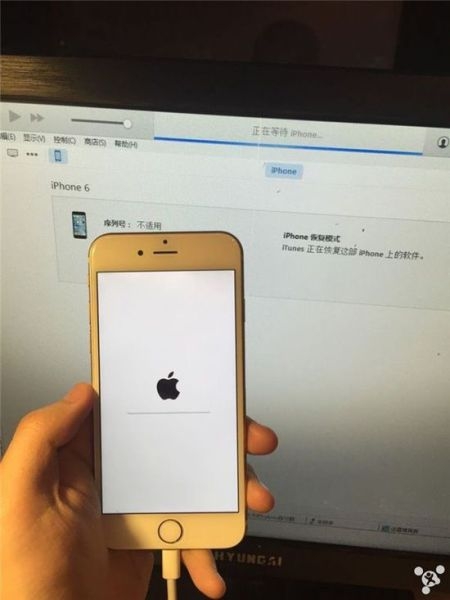 Sự thật quy trình dựng iPhone, từ cũ nát thành mới nguyên