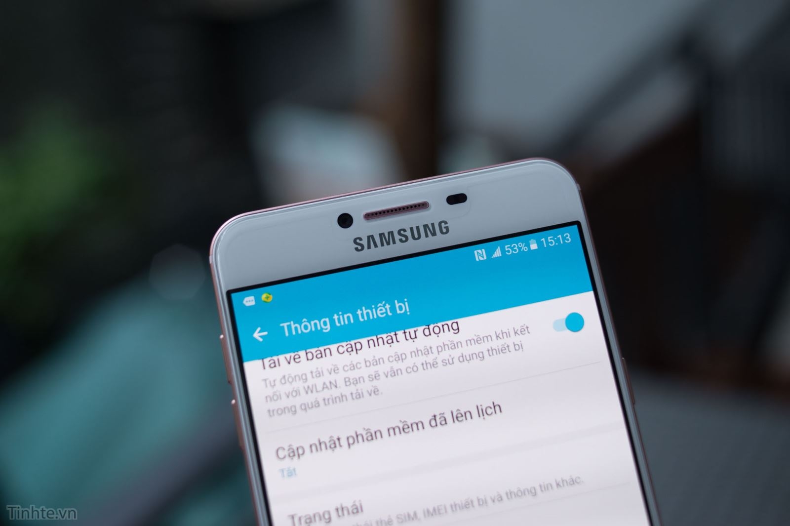 Trên tay Samsung Galaxy C7 phiên bản màu hồng tại Việt Nam