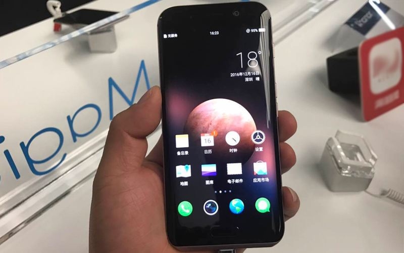 Trên tay “smartphone ma thuật” Huawei Honor Magic 1 Trên tay “smartphone ma thuật” Huawei Honor Magic 1